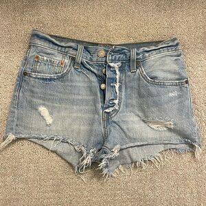 Levi jean shorts